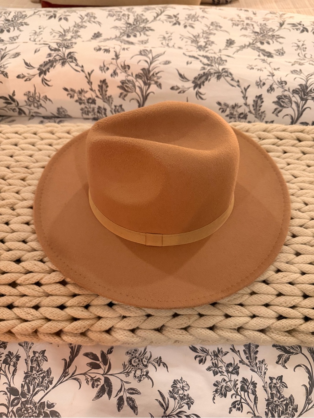 Loola Felt Fedora Hat in Camel/Tan